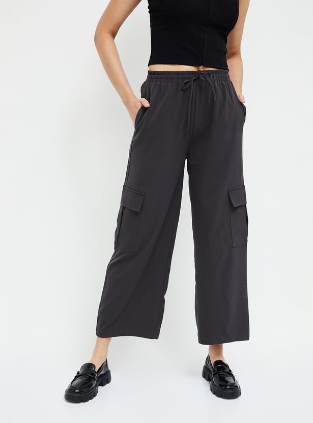 GINGER Women Solid Straight Fit Cargo Trousers