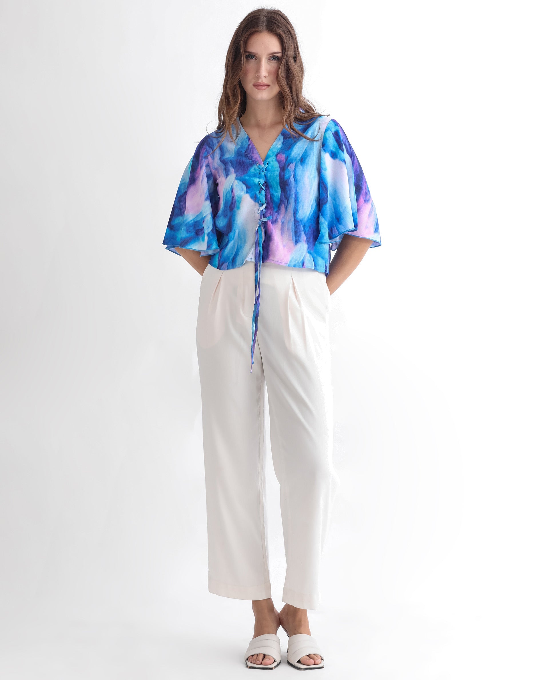 Women'S Eltop Blue Polyester Fabric Short Sleeves Drawstring Closure V-Neck Flared Sleeve Relaxed Fit Abstract Print Cropped Top