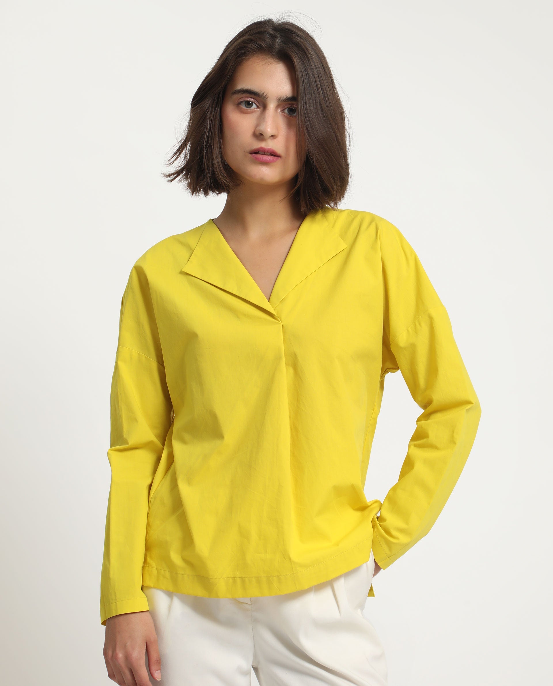 Women'S Berge Yellow Polyester Fabric Regular Fit Lapel Neck Full Sleeves Solid Top