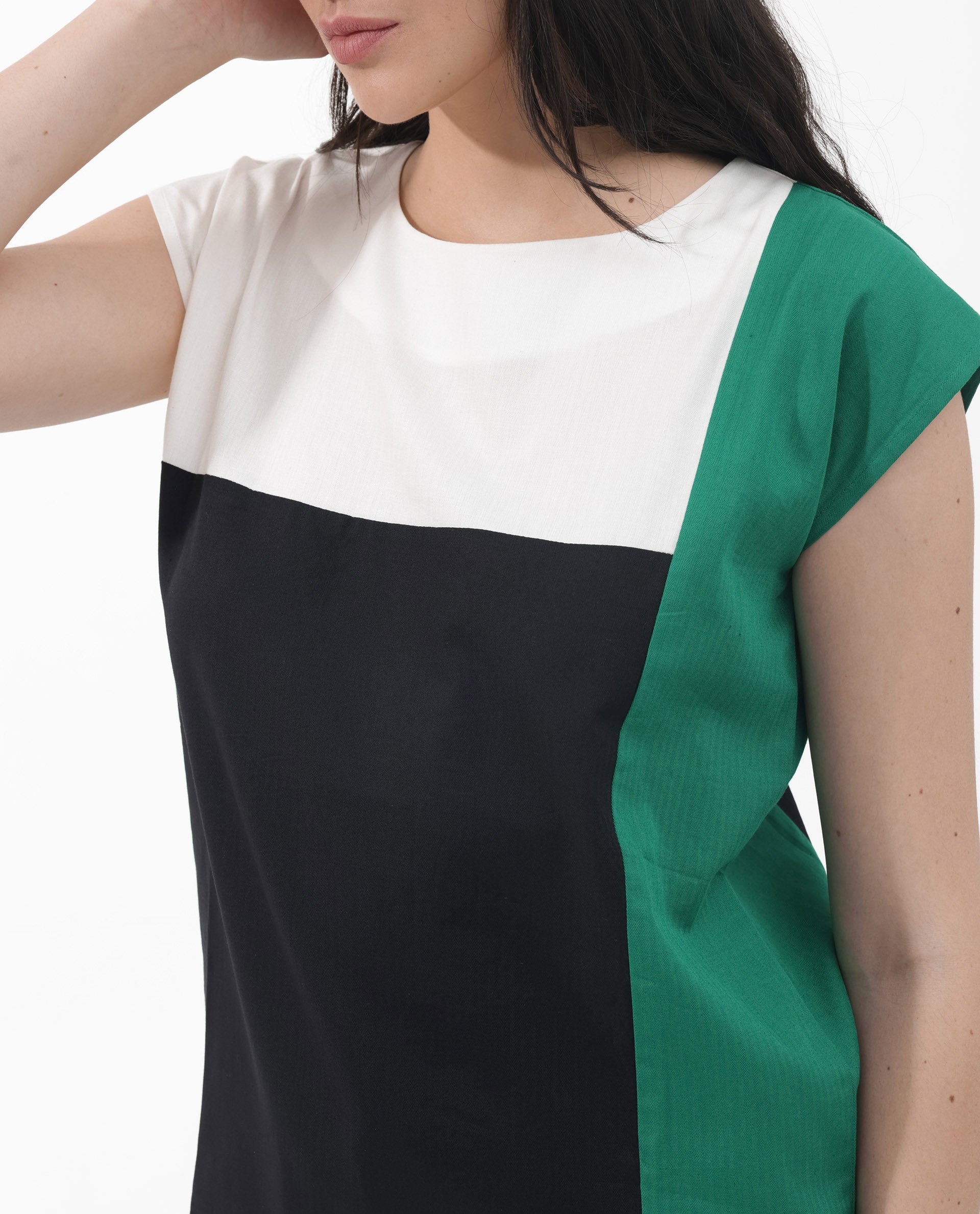 Women'S Caruana-T Black Cotton Fabric Cap Sleeve Round Neck Solid Regular Length Top