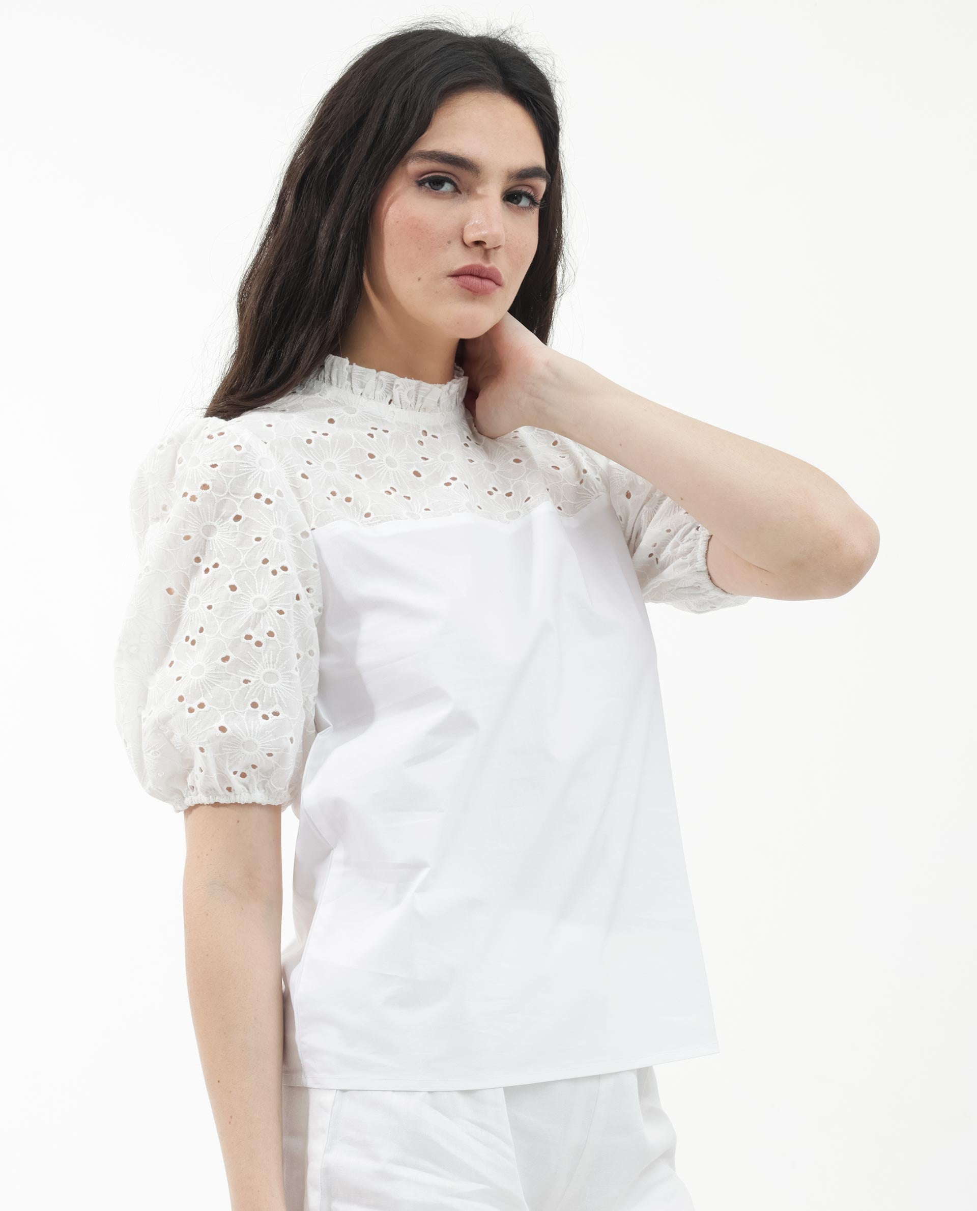 Women'S Dunzon White Cotton Fabric Regular Sleeves Collared Neck Solid Regular Length Top