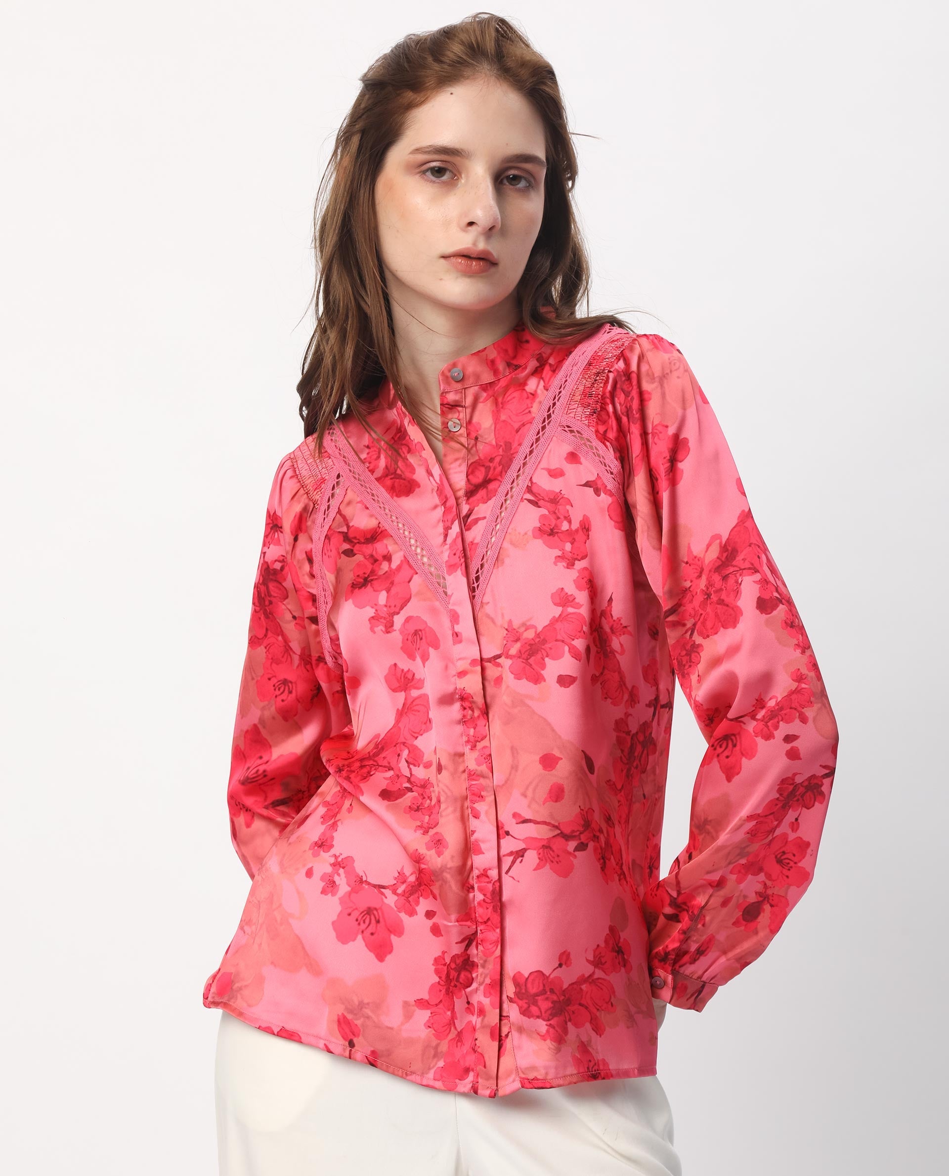 Women'S Gelbs Pink Polyester Fabric Full Sleeves Button Closure Mandarin Collar Regular Fit Floral Print Knee Length Top