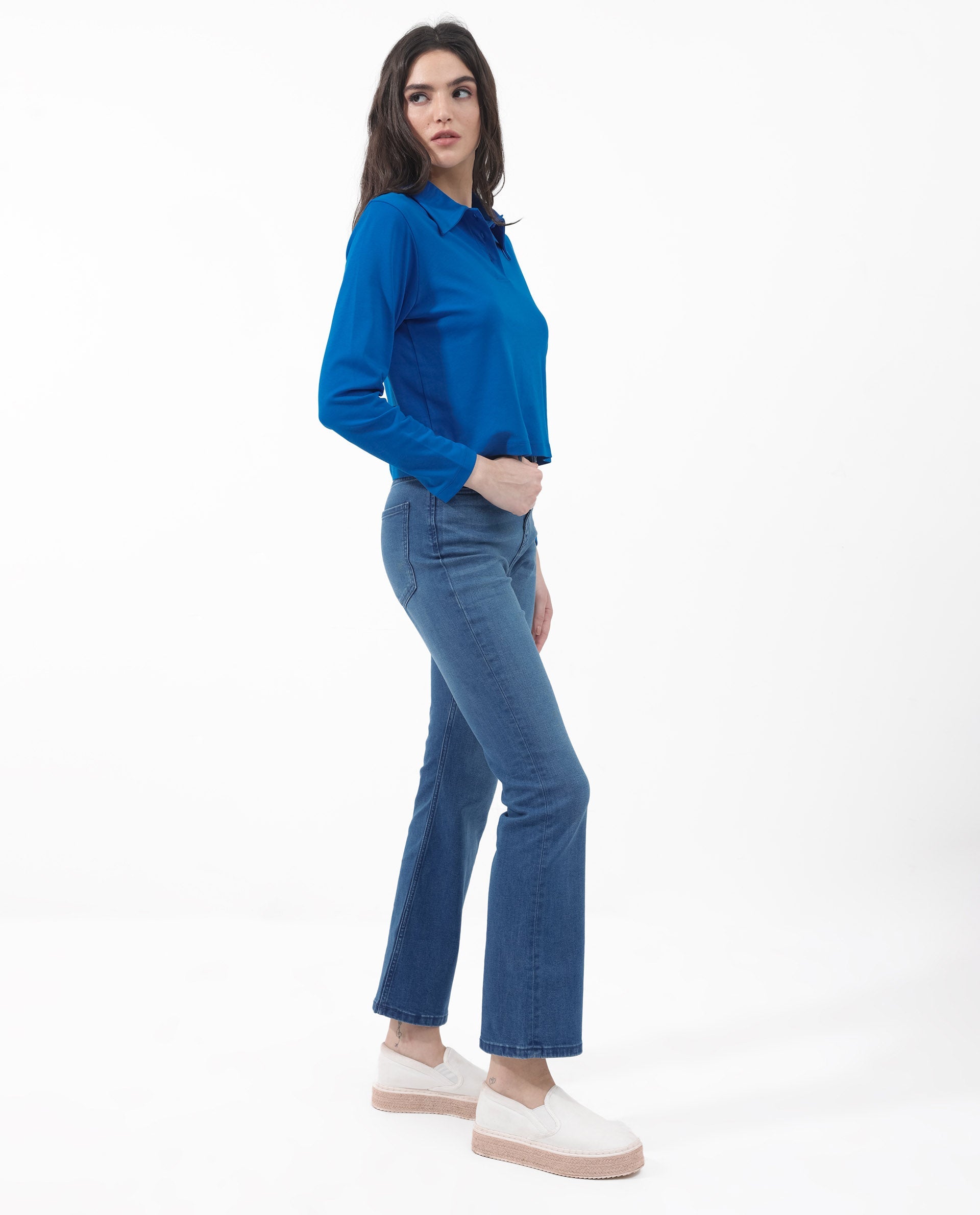 Women'S Gojo Blue Cotton Fabric Full Sleeve Collared Neck Button Closure Solid Regular Fit Top