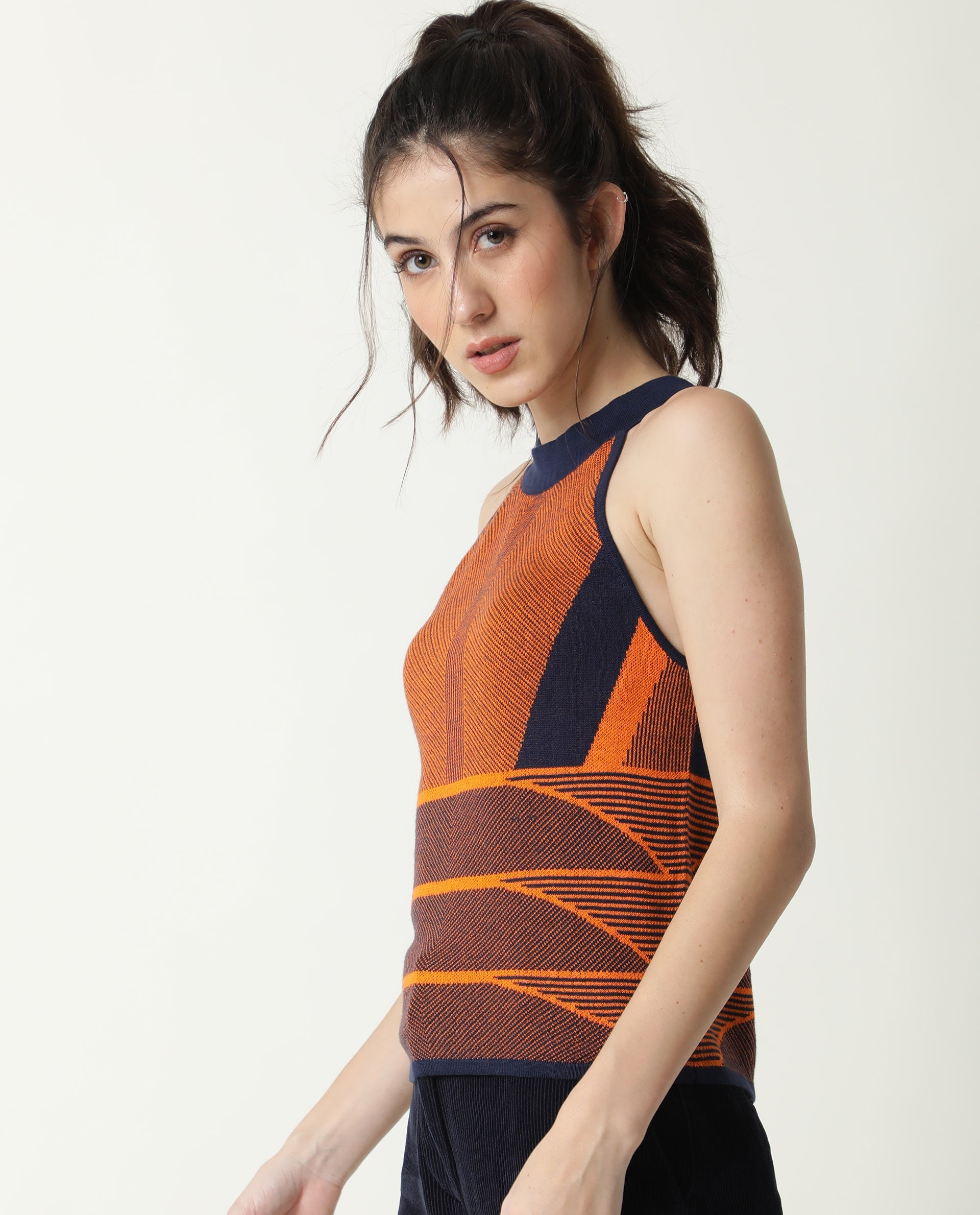 Women'S Lila Orange Cotton Fabric Sleeveless Regular Fit Abstract Print Halter Neck Sweater