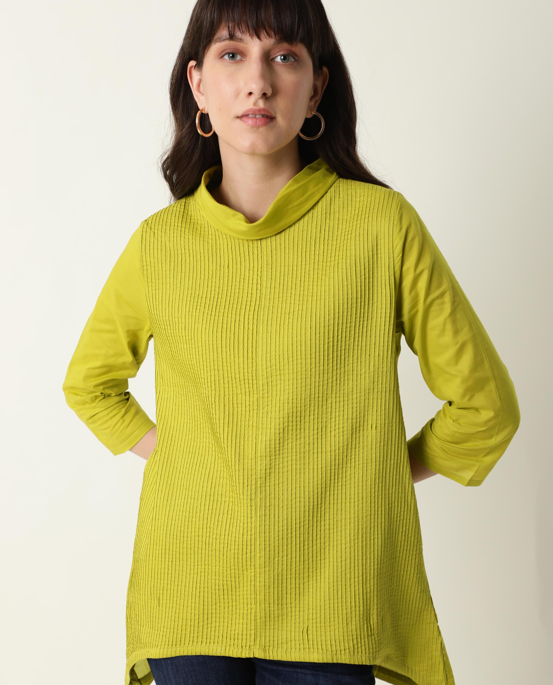 Women'S Pins1 Green Top Full Sleeves Solid