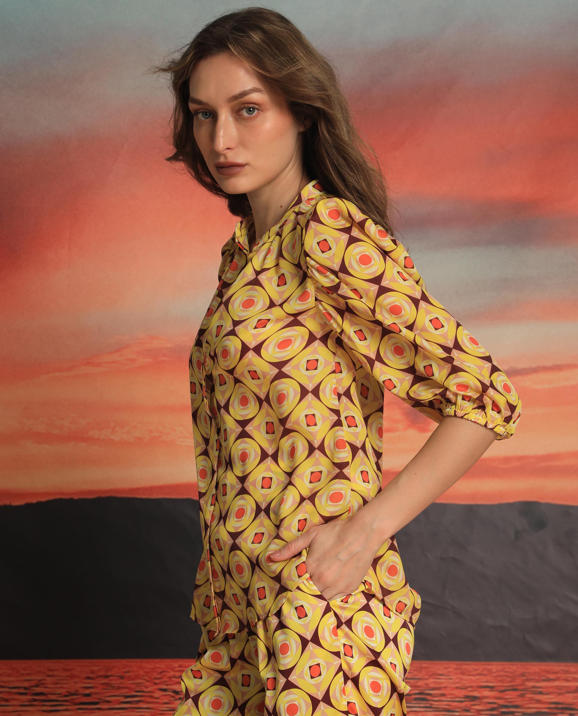 Women'S Mason Yellow Polyester Fabric 3/4Th Sleeves Mandarin Collar Balloon Sleeve Regular Fit Geometric Print Top