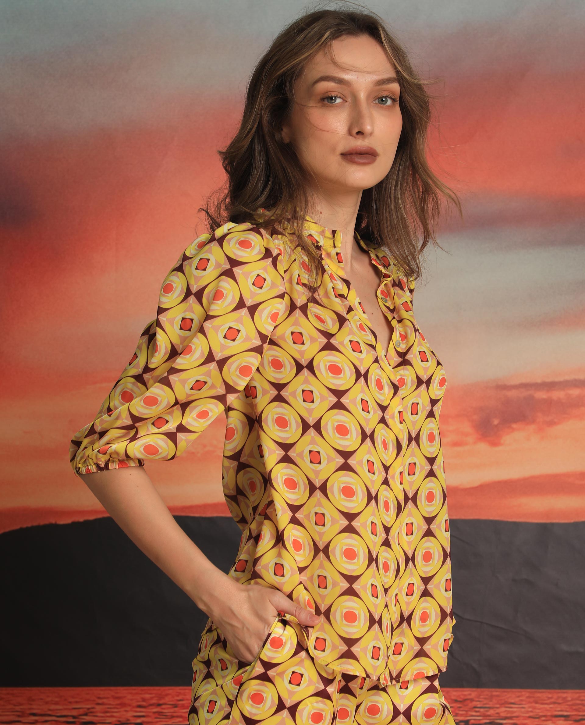 Women'S Mason Yellow Polyester Fabric 3/4Th Sleeves Mandarin Collar Balloon Sleeve Regular Fit Geometric Print Top