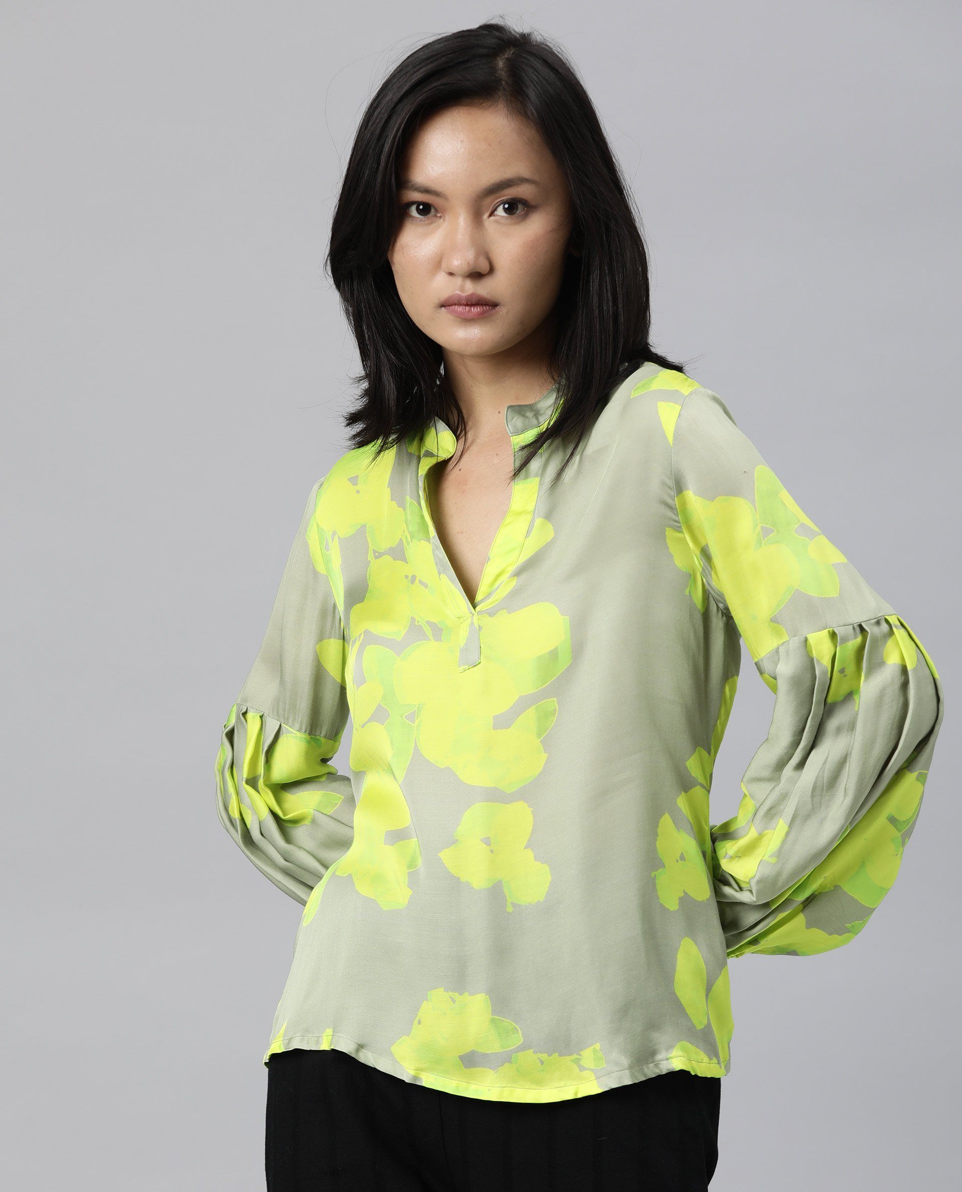 Women'S Liza Green Top Full Sleeves Printed