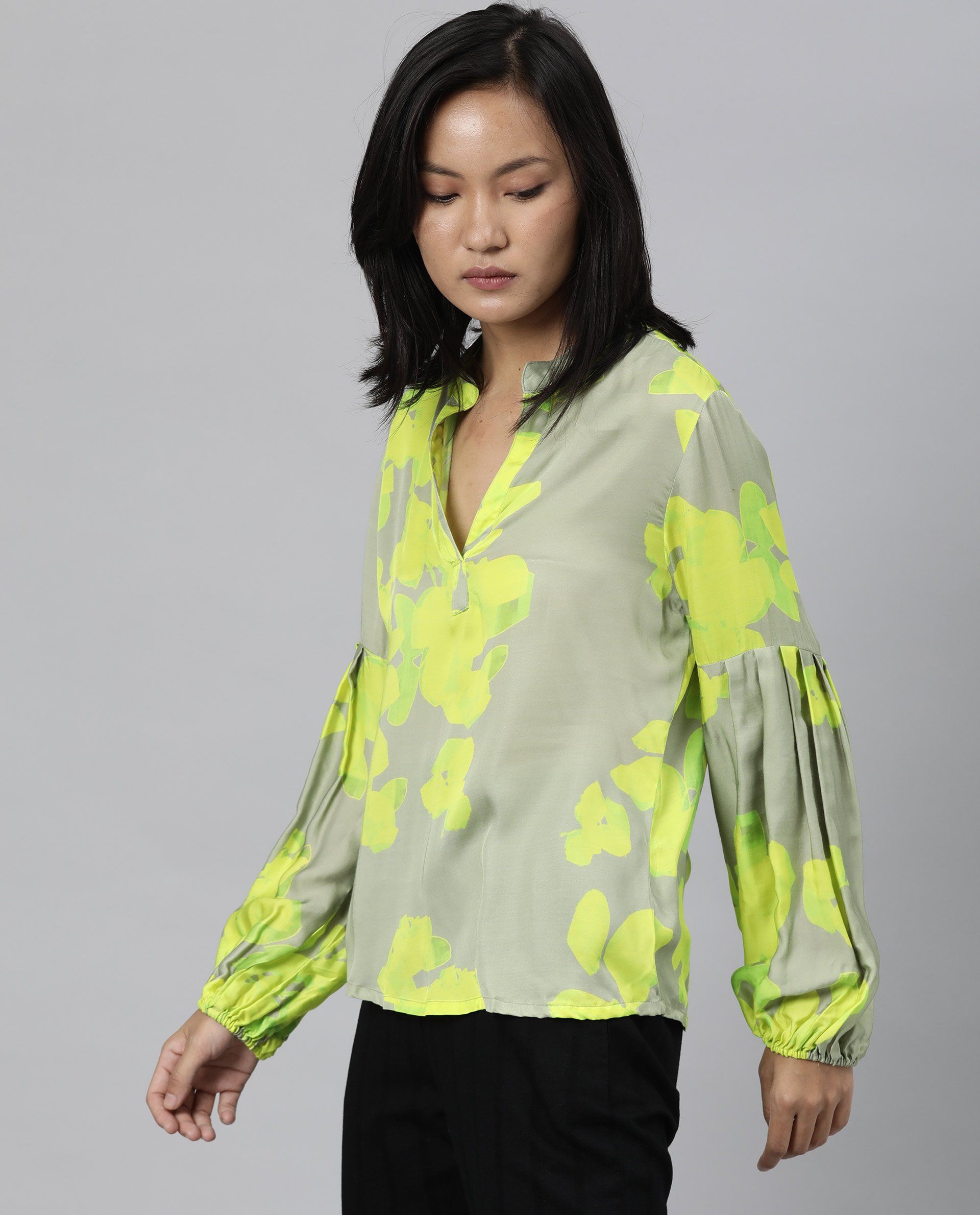 Women'S Liza Green Top Full Sleeves Printed