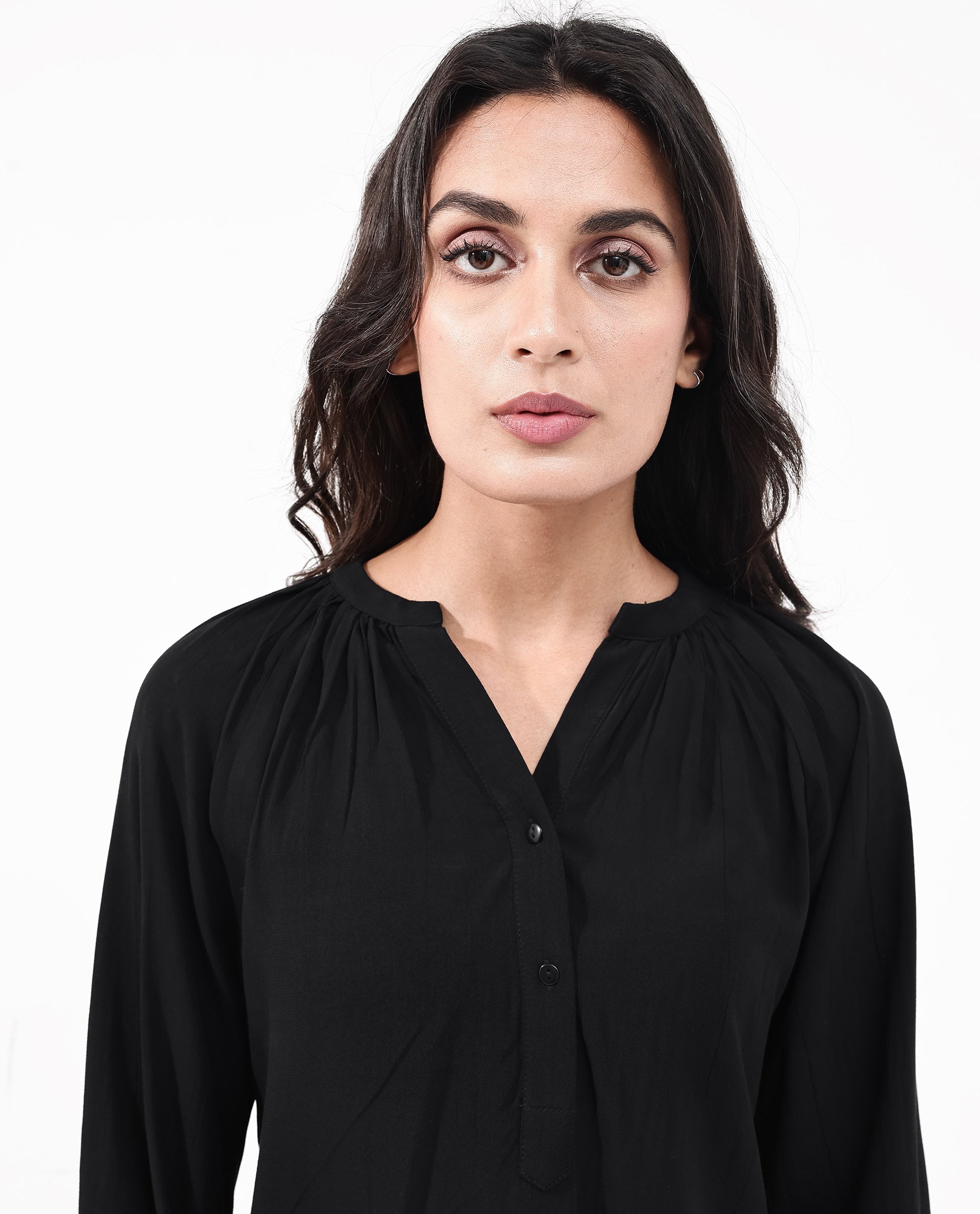 Women'S Kella Black Viscose Fabric Full Sleeve Round Neck Embroidered Top