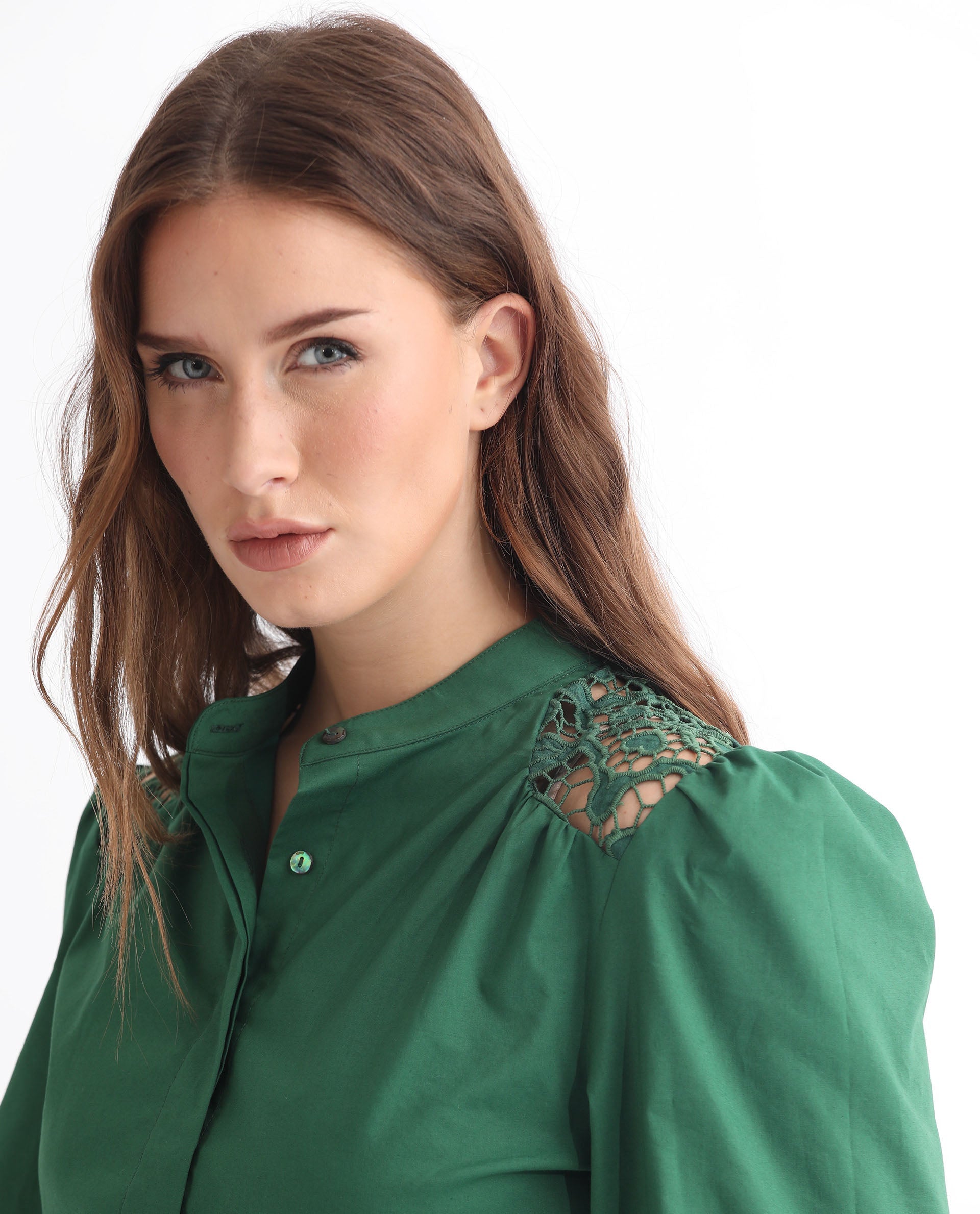 Women'S Laam Dark Green Cotton Blend Fabric Regular Fit Mandarin Collar Full Sleeves Solid Top