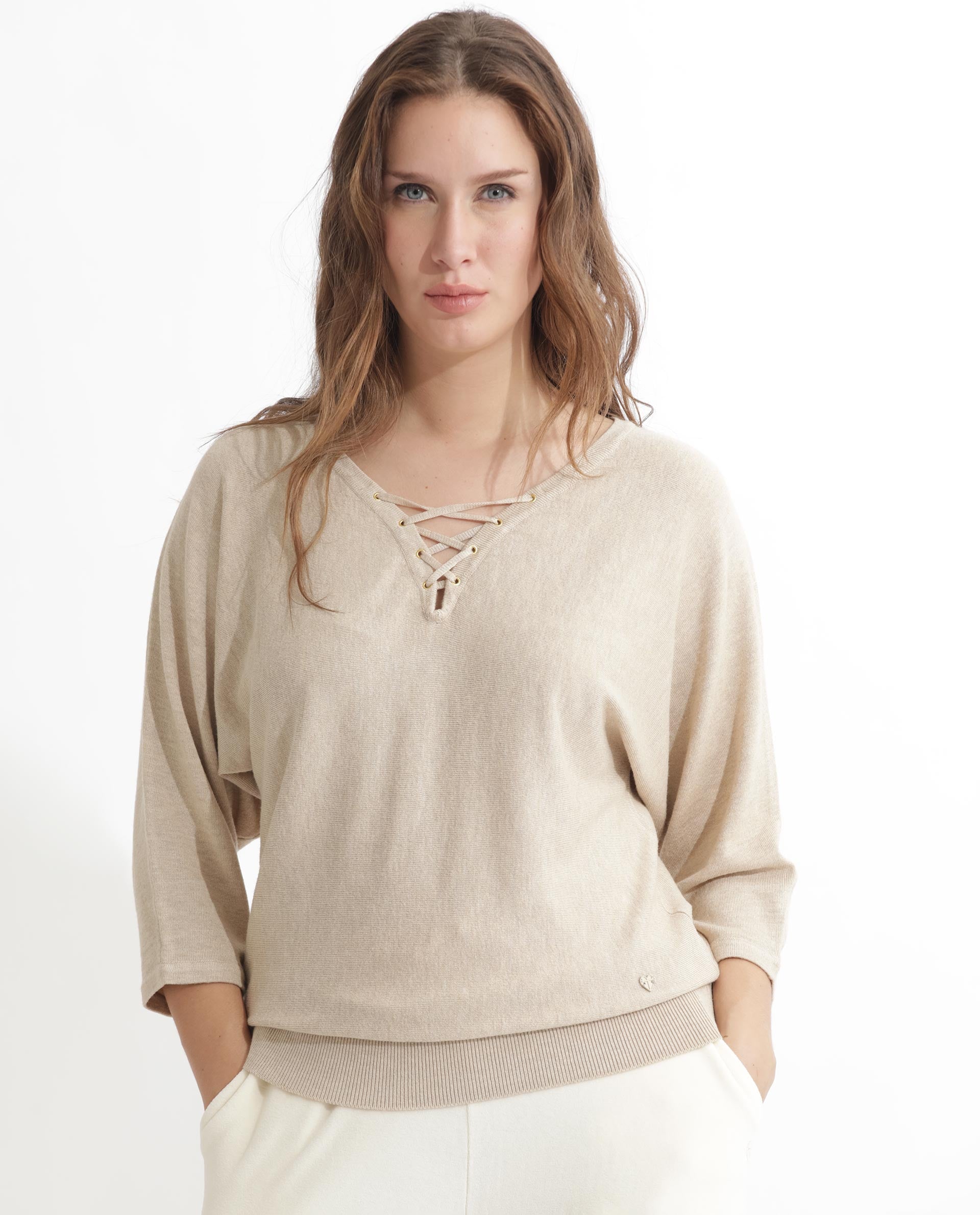 Women'S Laine Beige Viscose Fabric Regular Fit V-Neck Full Sleeves Solid Top