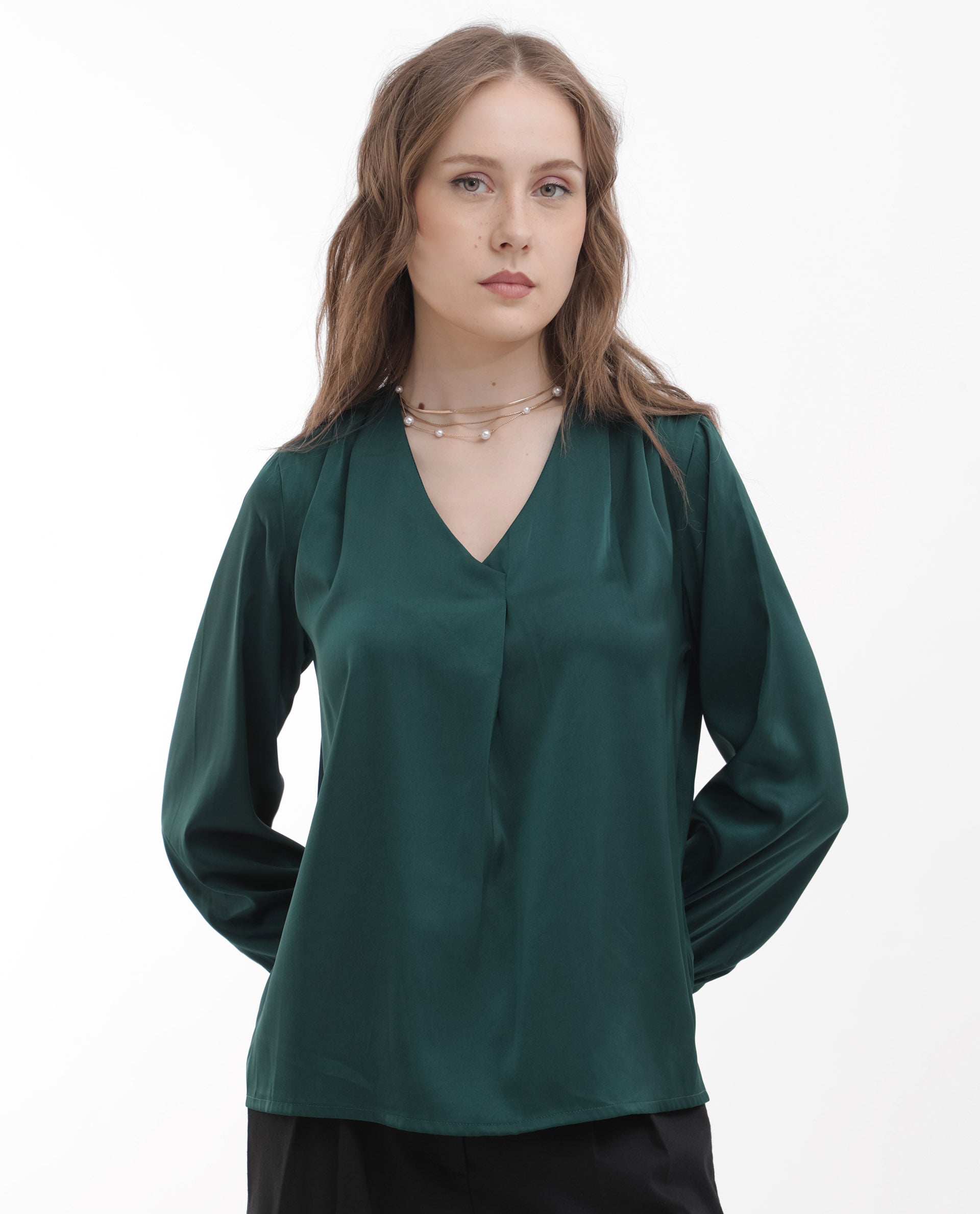 Women'S Lohan Dark Green Polyester Fabric Full Sleeve V-Neck Solid Regular Length Top