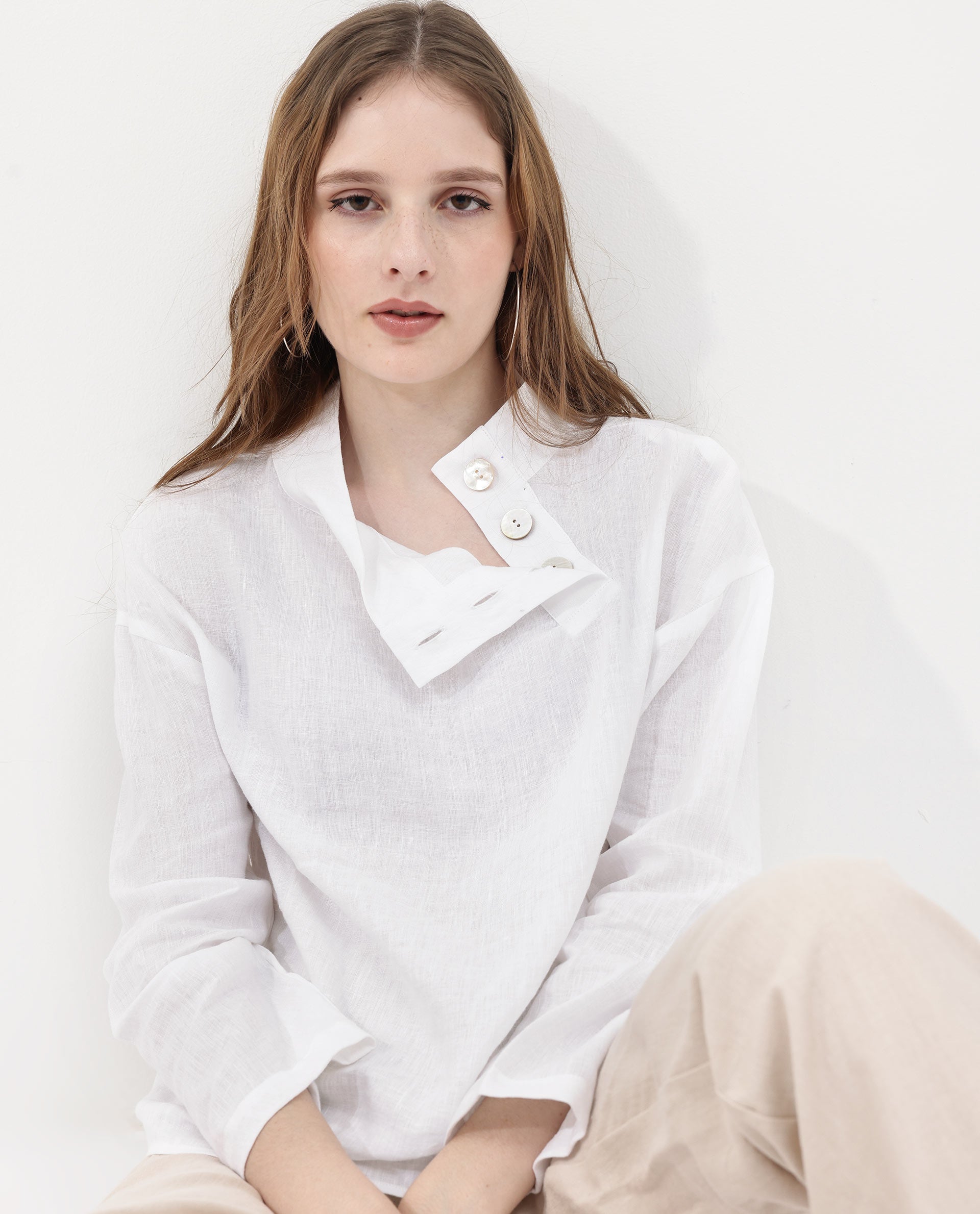 Women'S Mayotte White Cotton Linen Fabric Regular Sleeves Collared Neck Solid Regular Length Top