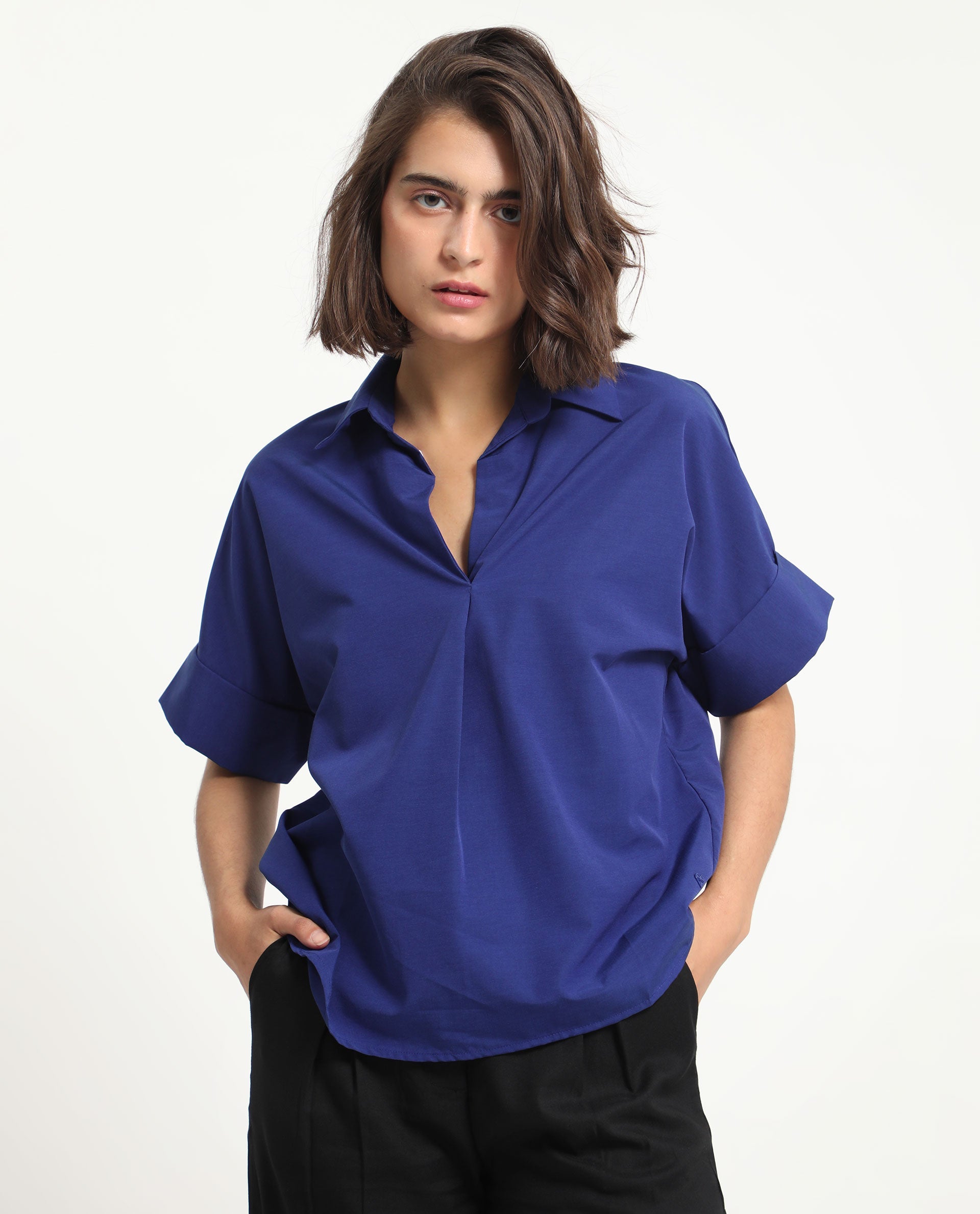 Women'S Nilgan Blue Polyester Fabric Short Sleeves Button Closure Shirt Collar Cuffed Sleeve Regular Fit Plain Top