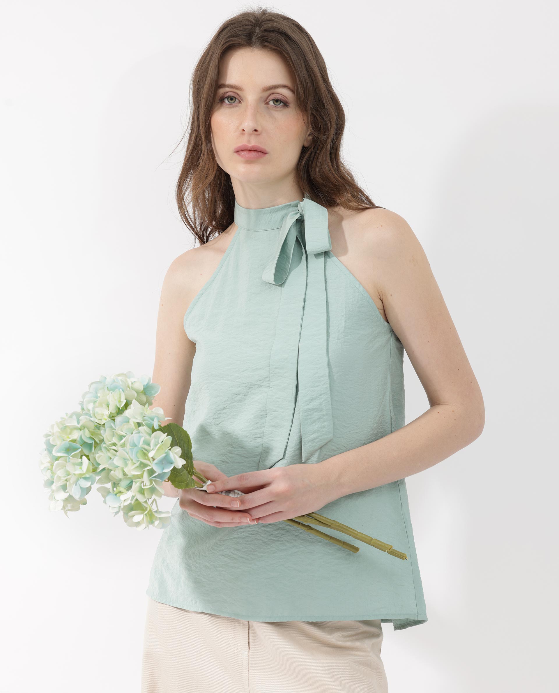 Women'S Pinnacle Green Viscose Blend Fabric Button Closure Halter Neck Sleeveless Regular Fit Plain Top