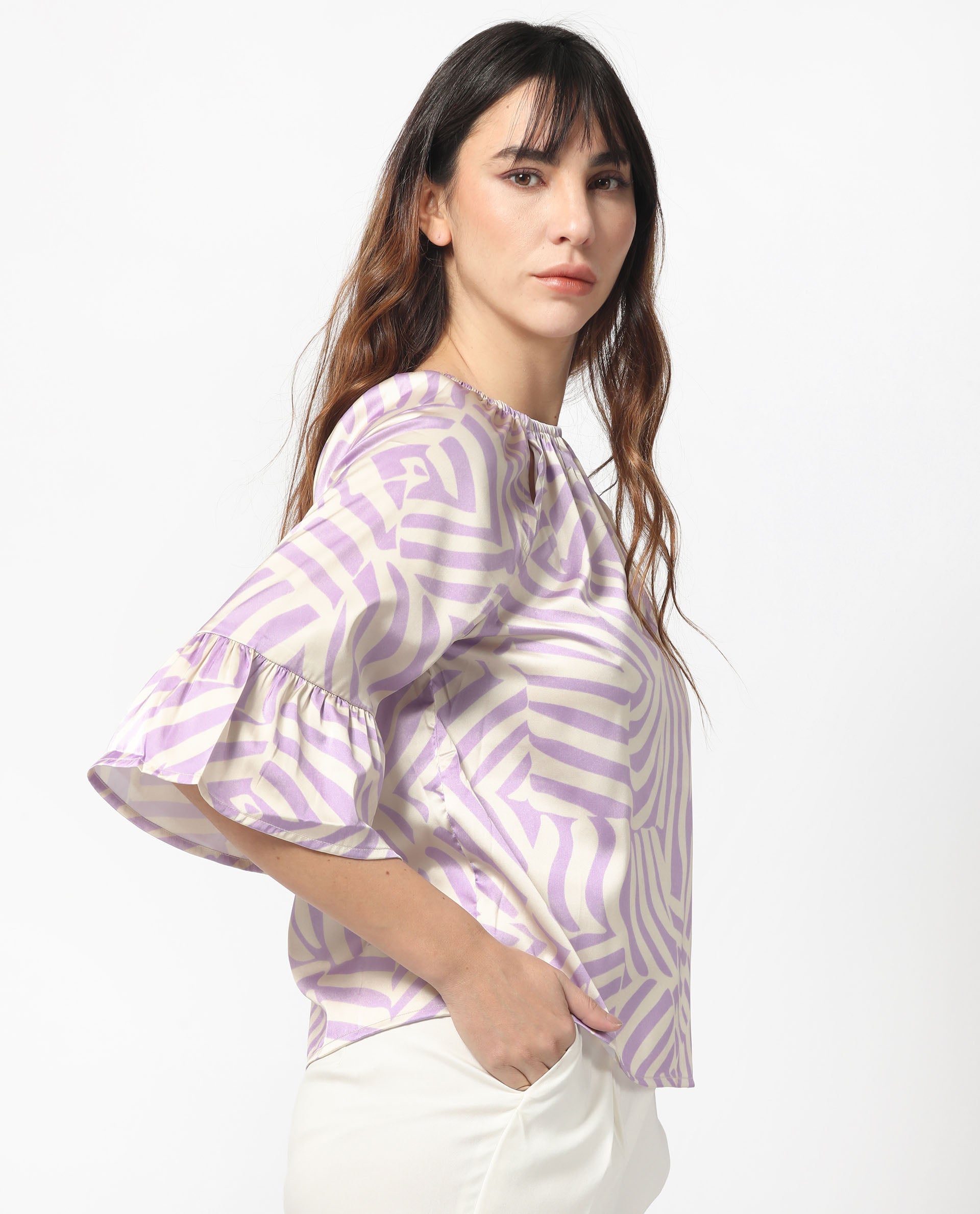 Women'S Reila Pastel Purple Polyester Fabric Short Sleeves Boat Neck Raglan Sleeve Relaxed Fit Geometric Print Top