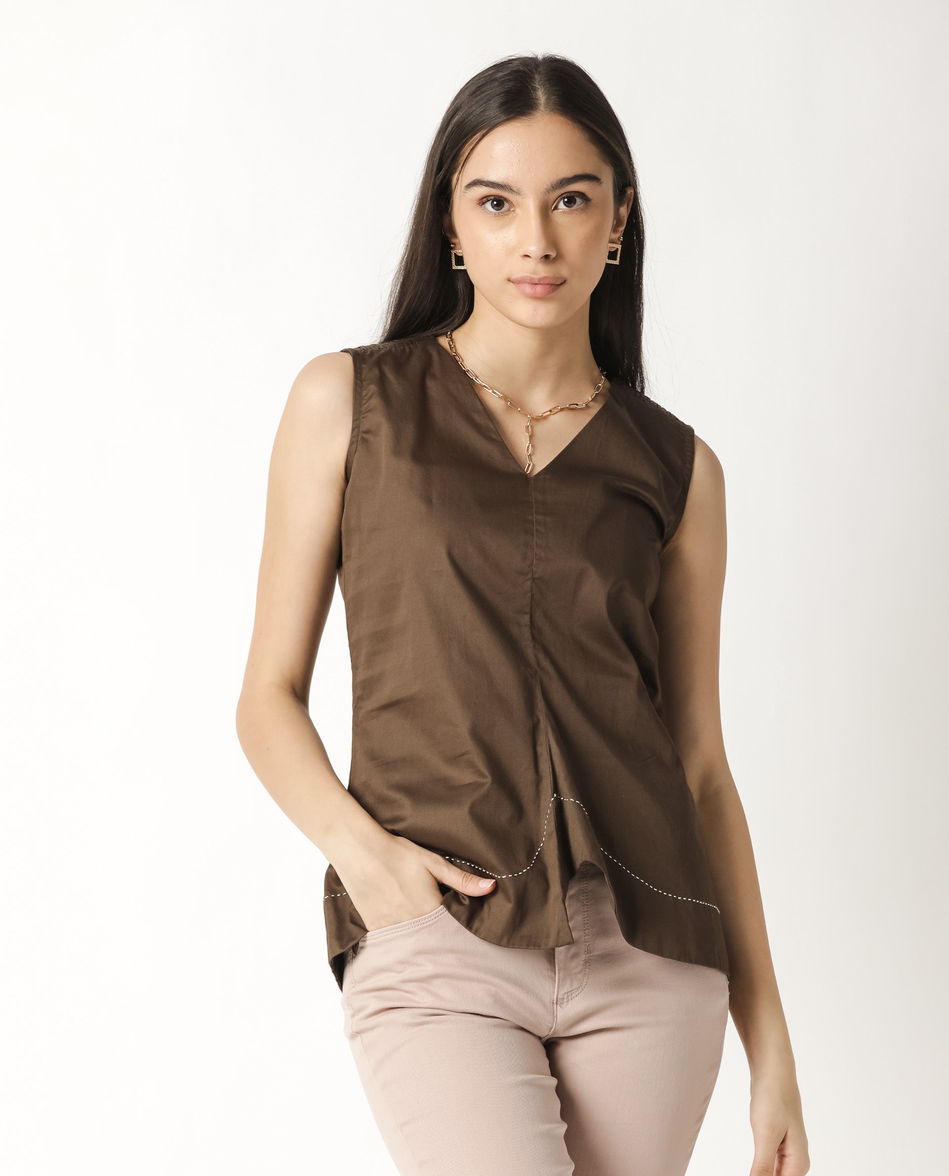 Women'S Simi Brown Cotton Fabric Regular Fit V-Neck Sleeveless Solid Top