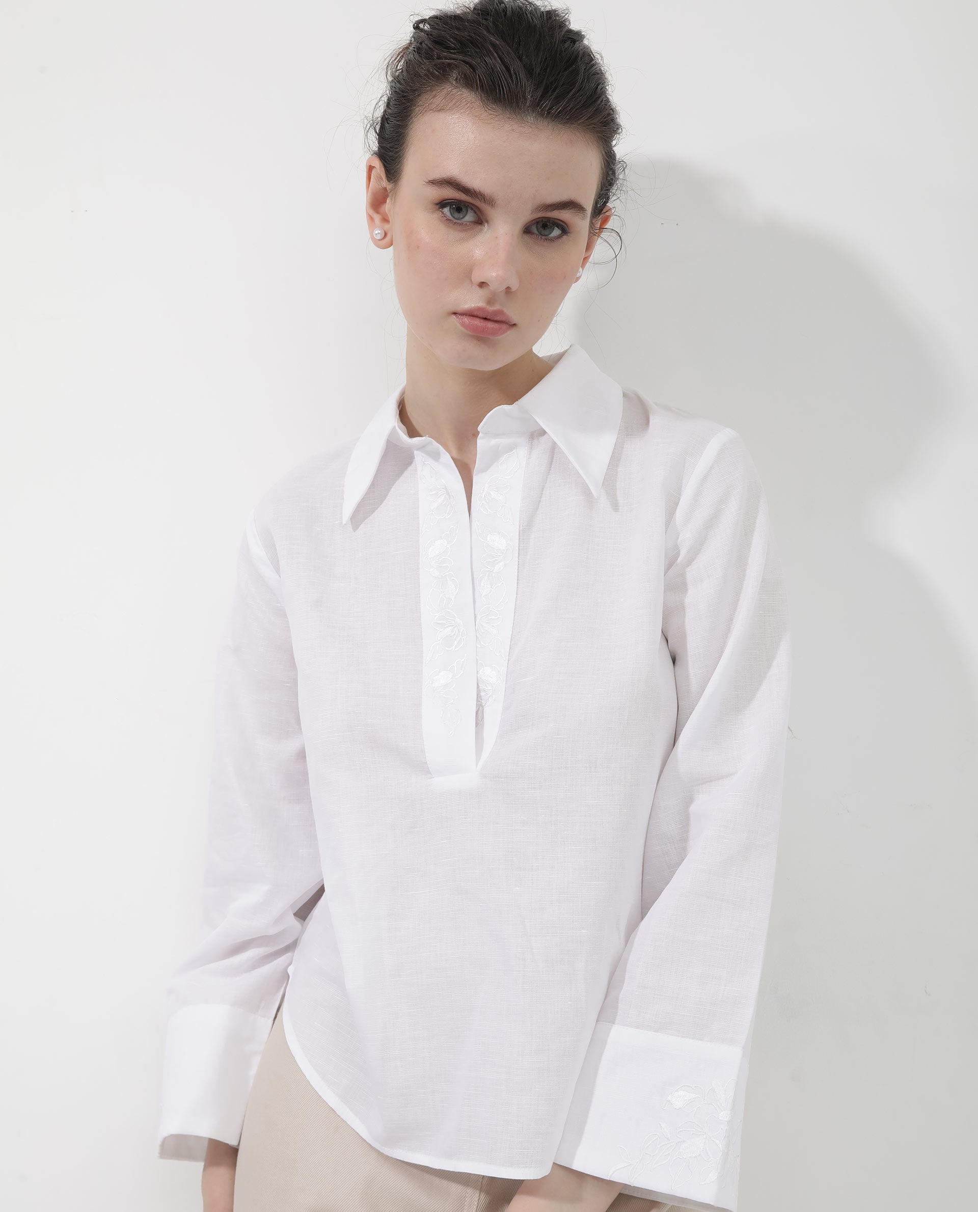 Women'S Sofian White Cotton Linen Fabric Regular Sleeves Collared Neck Solid Regular Length Top