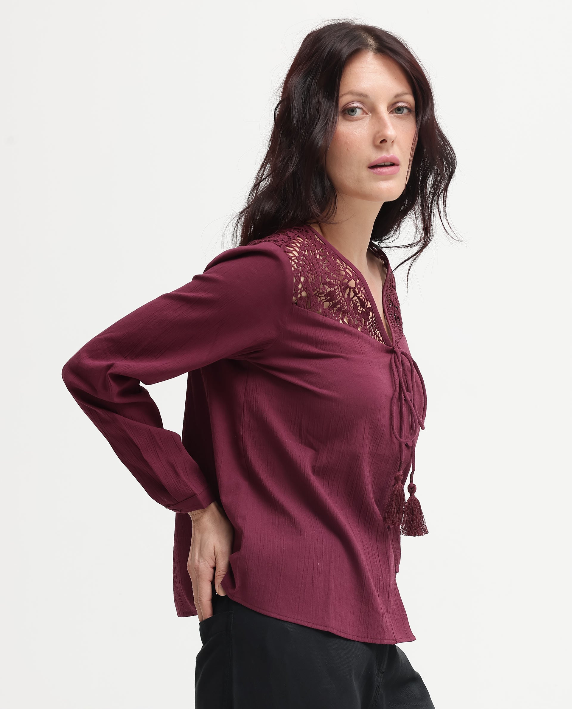 Women'S Sonoki Dark Maroon Cotton Button Closure Full Sleeve V-Neck Relaxed Fit Plain Top