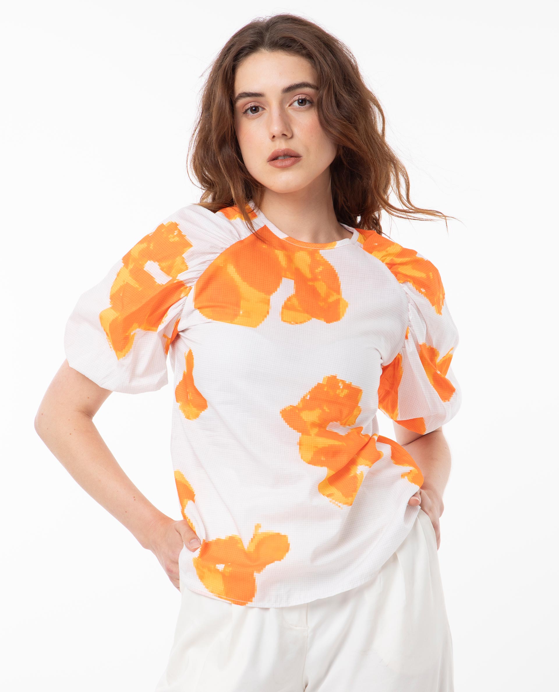 Women'S Sporn Orange Cotton Fabric Short Sleeves Button Closure Round Neck Puff Sleeve Regular Fit Floral Print Blouse Top