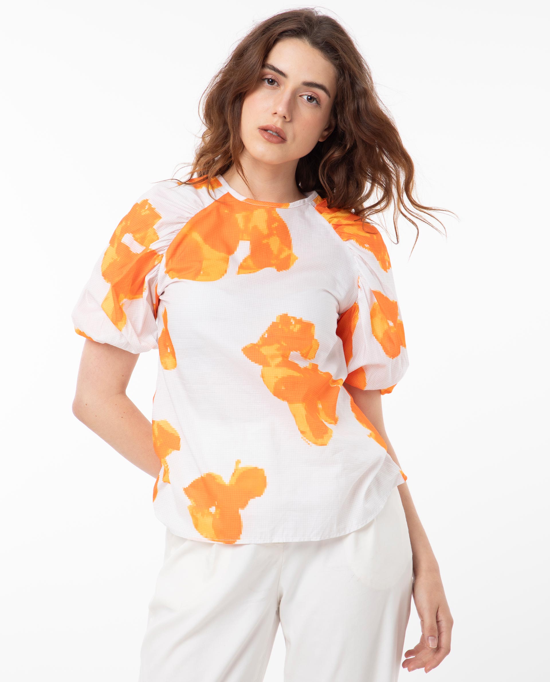 Women'S Sporn Orange Cotton Fabric Short Sleeves Button Closure Round Neck Puff Sleeve Regular Fit Floral Print Blouse Top