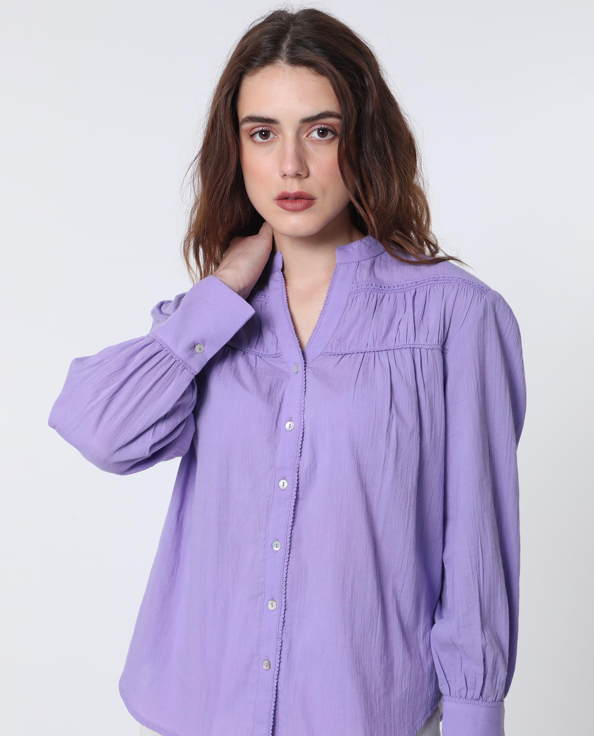 Women'S Stern Light Purple Cotton Fabric Relaxed Fit Mandarin Collar Full Sleeves Solid Top