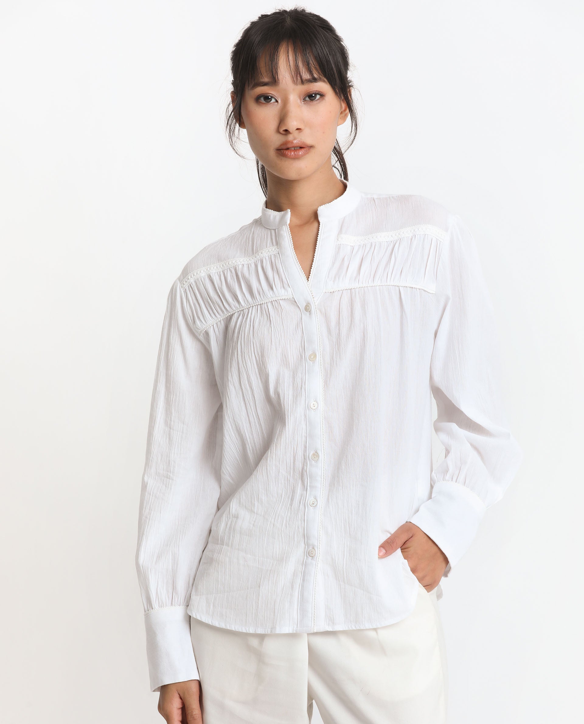 Women'S Stern White Cotton Fabric Full Sleeves Mandarin Collar Bishop Sleeve Relaxed Fit Plain Blouse Top