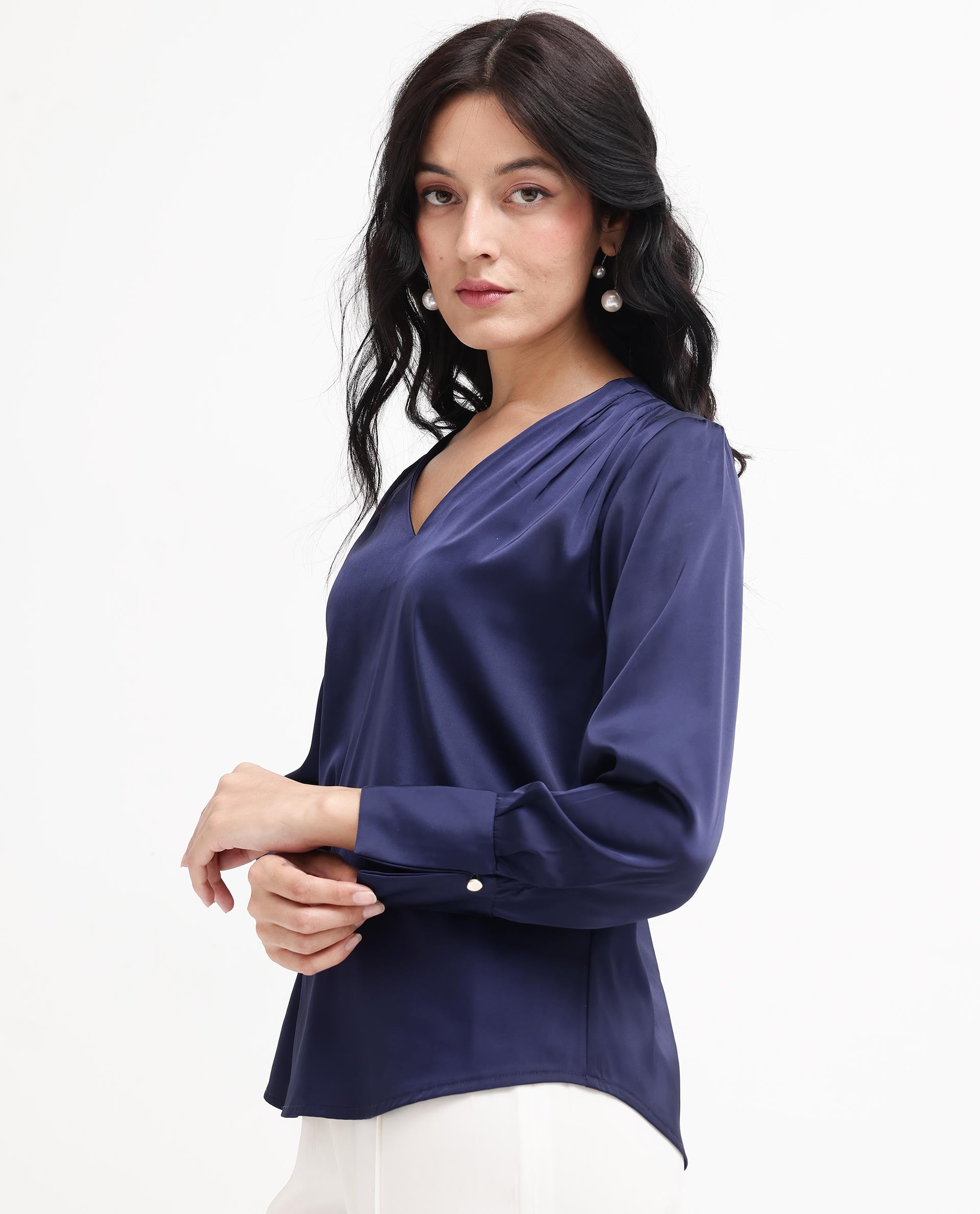 Women'S Yuhay Navy Polyester Fabric Regular Sleeves V-Neck Solid Regular Length Top