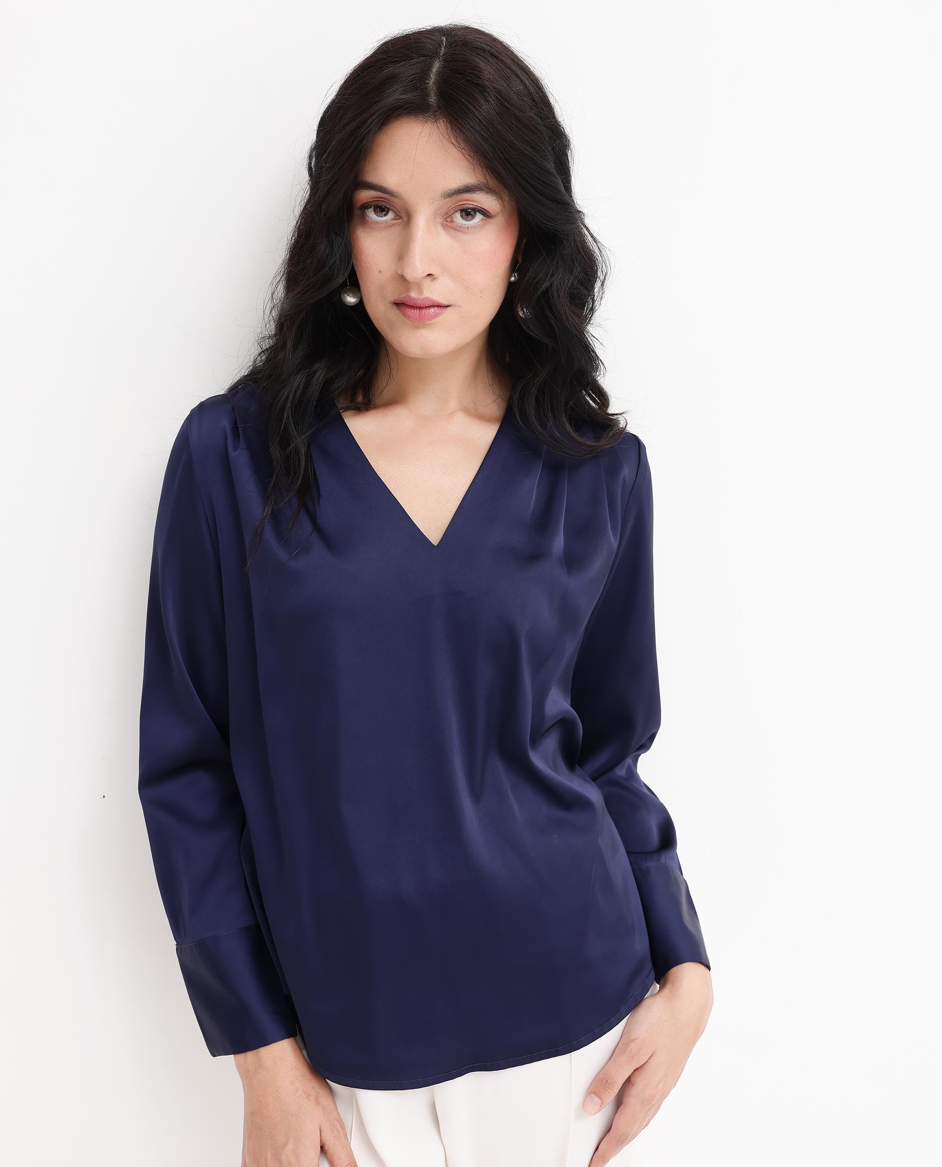 Women'S Yuhay Navy Polyester Fabric Regular Sleeves V-Neck Solid Regular Length Top