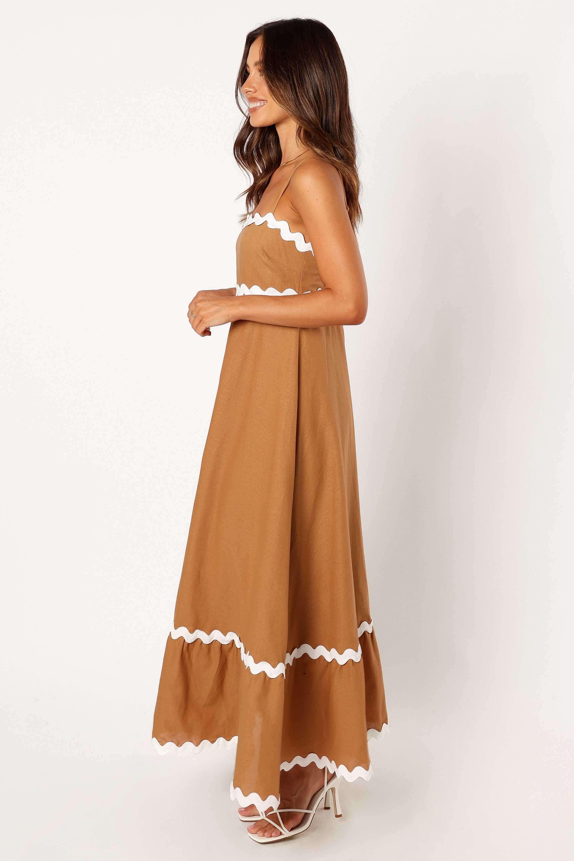 Yana Maxi Dress - Tan White