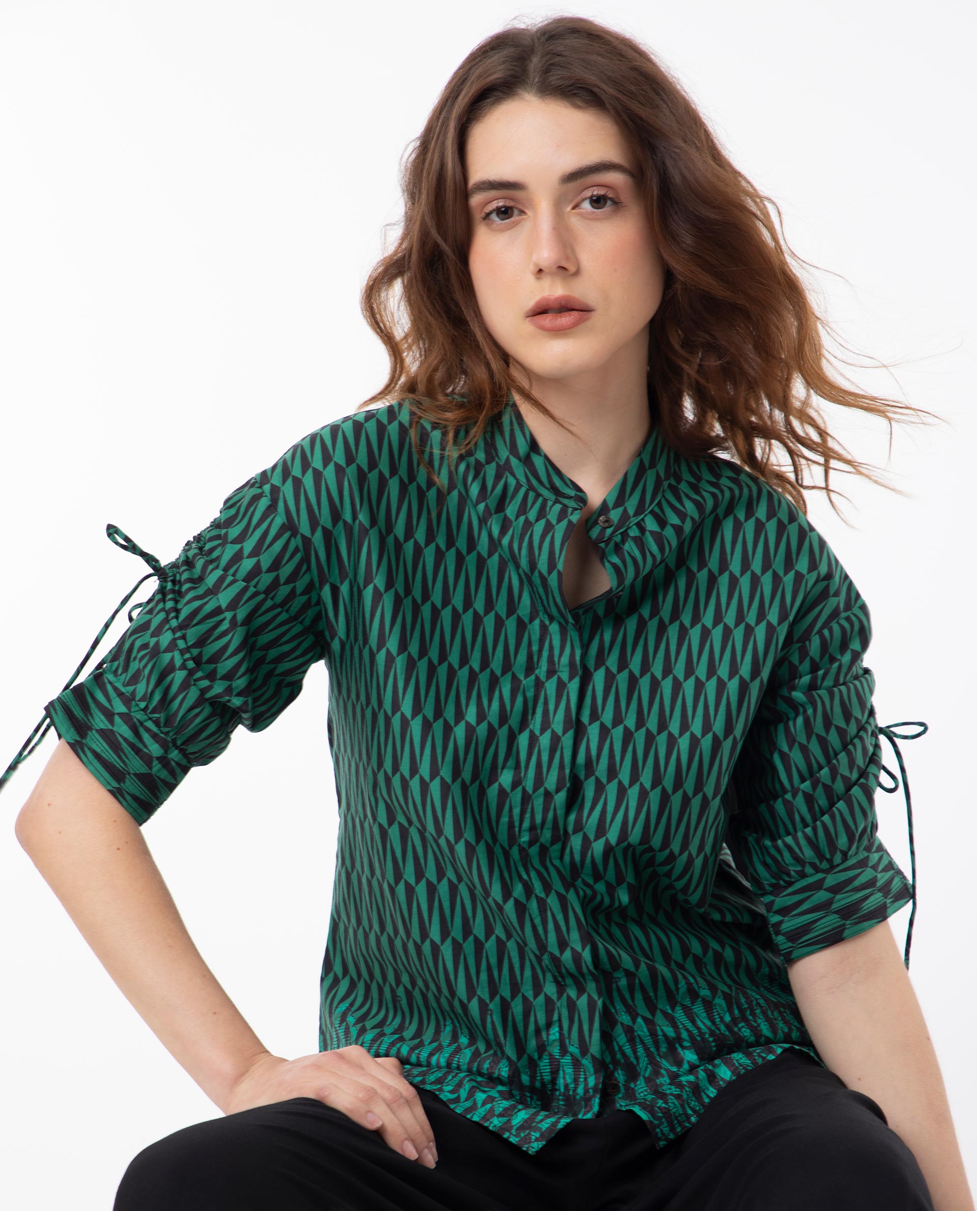 Women'S Tafel Green Cotton Fabric Short Sleeves Button Closure Mandarin Collar Regular Fit Geometric Print Top