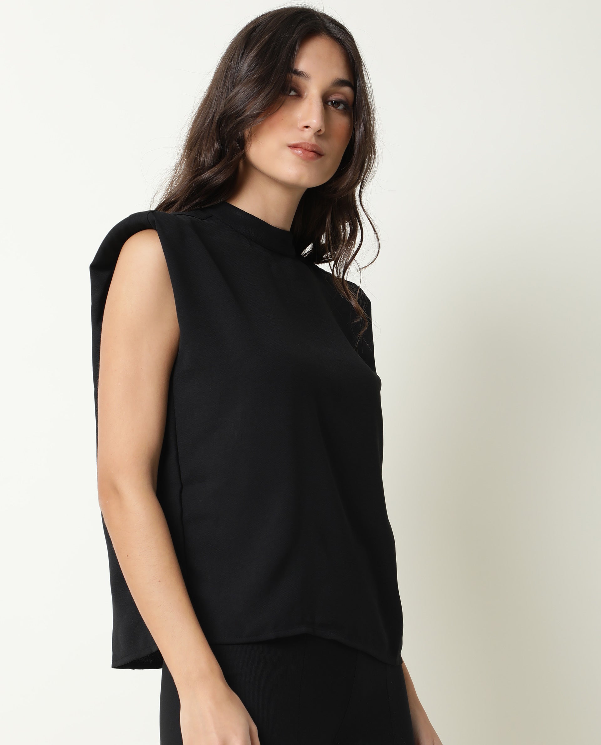 WOMENS EDIT BLACK TOP SLEEVELESS ROUND NECK