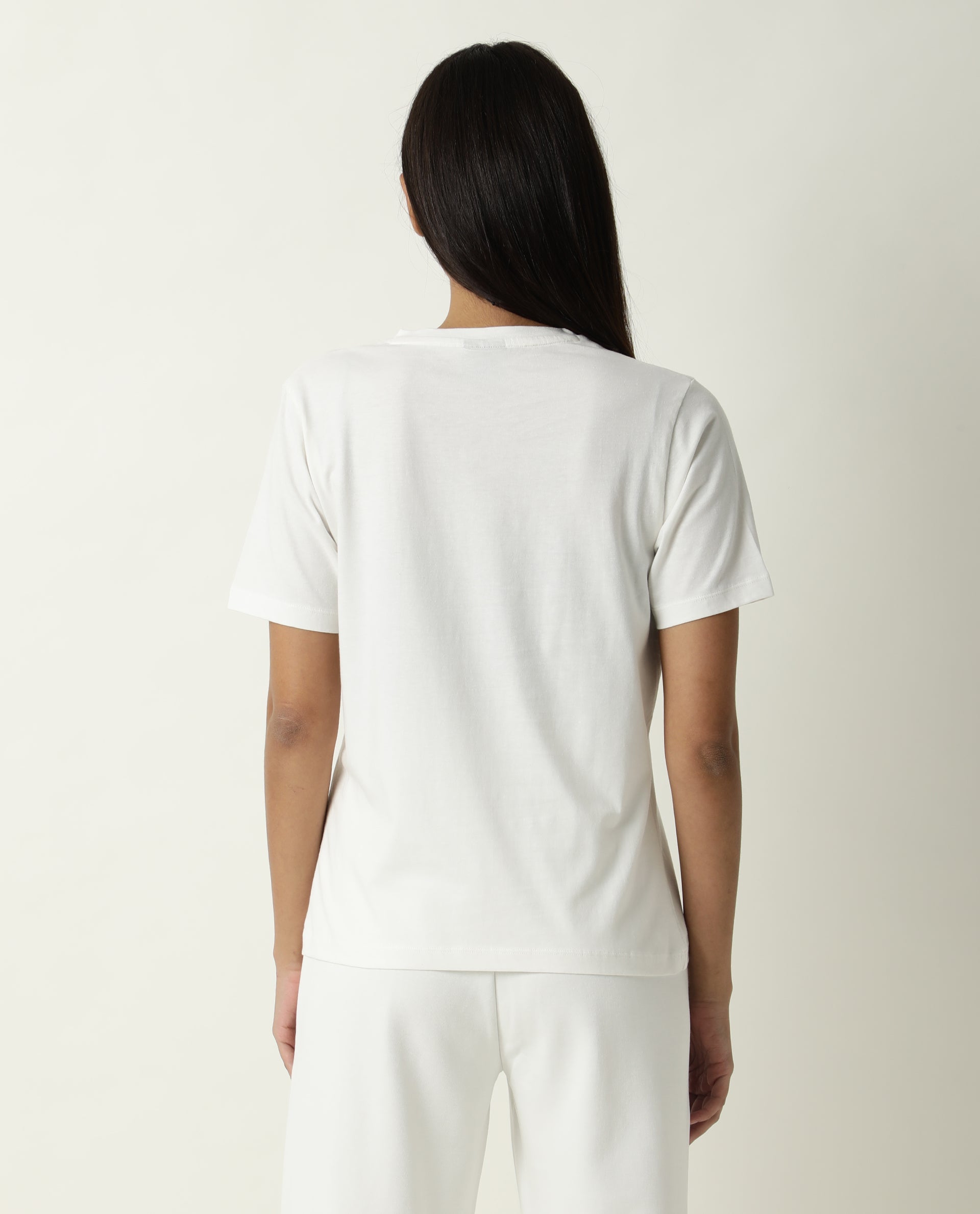 V-NECK TEE IVORY WHITE WOMEN