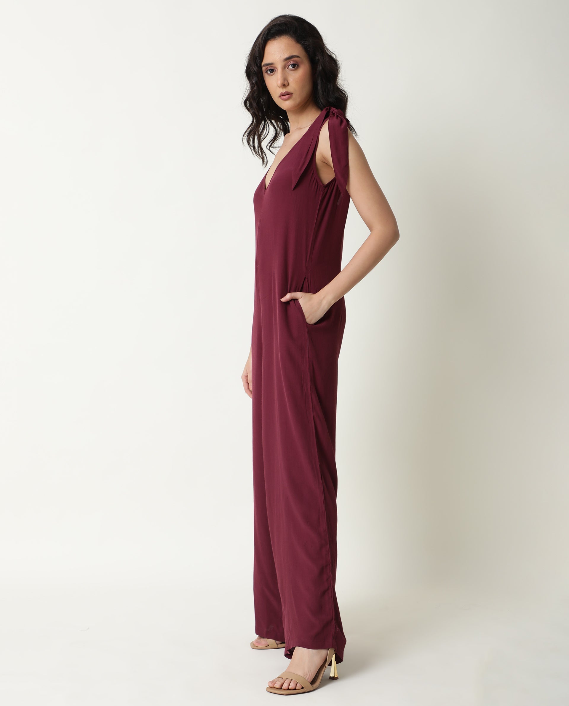 WOMENS PIVOT MAROON JUMPSUIT Viscose FABRIC Regular FIT Sleeveless V Neck