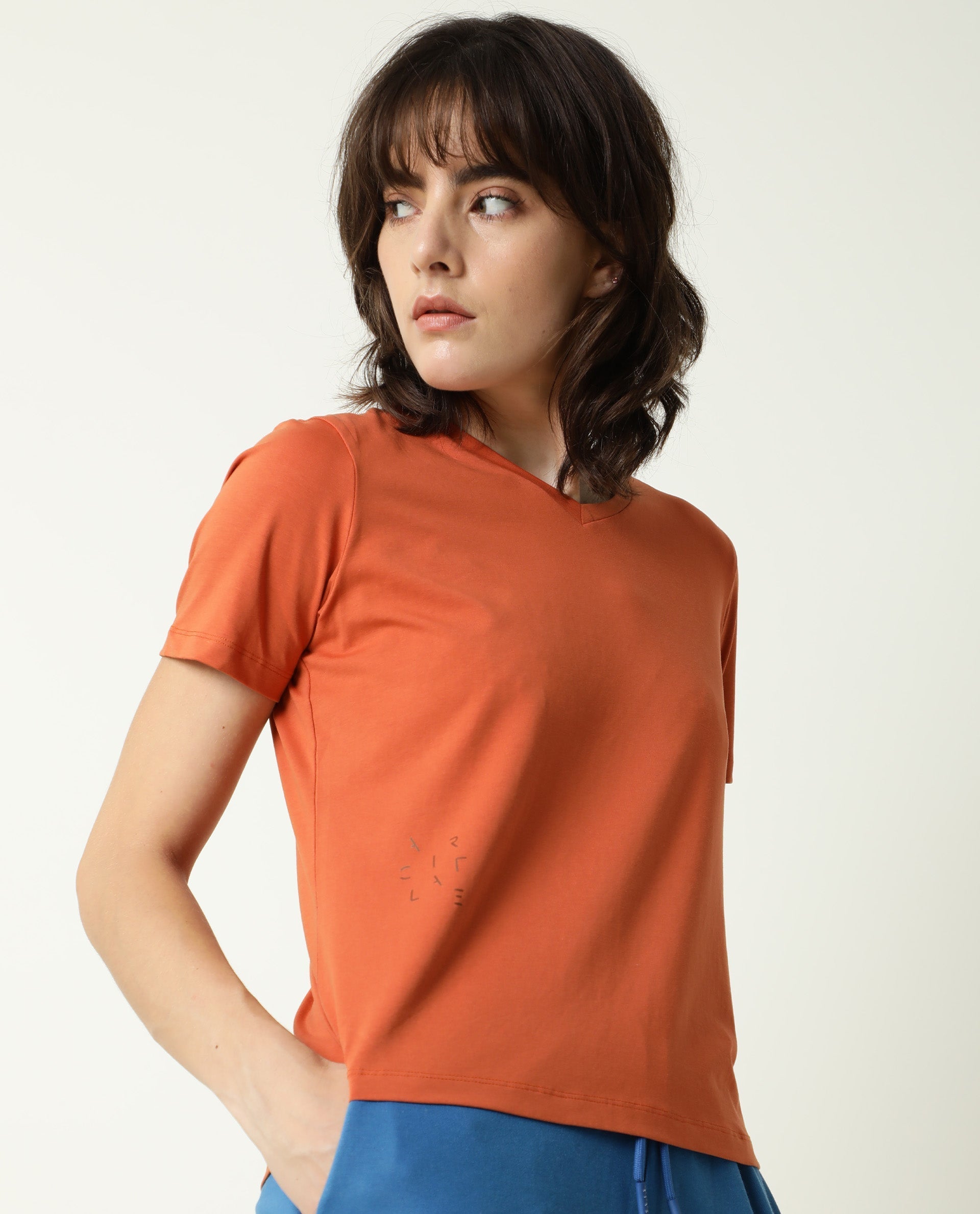 V-NECK TEE TANGY ORANGE WOMEN