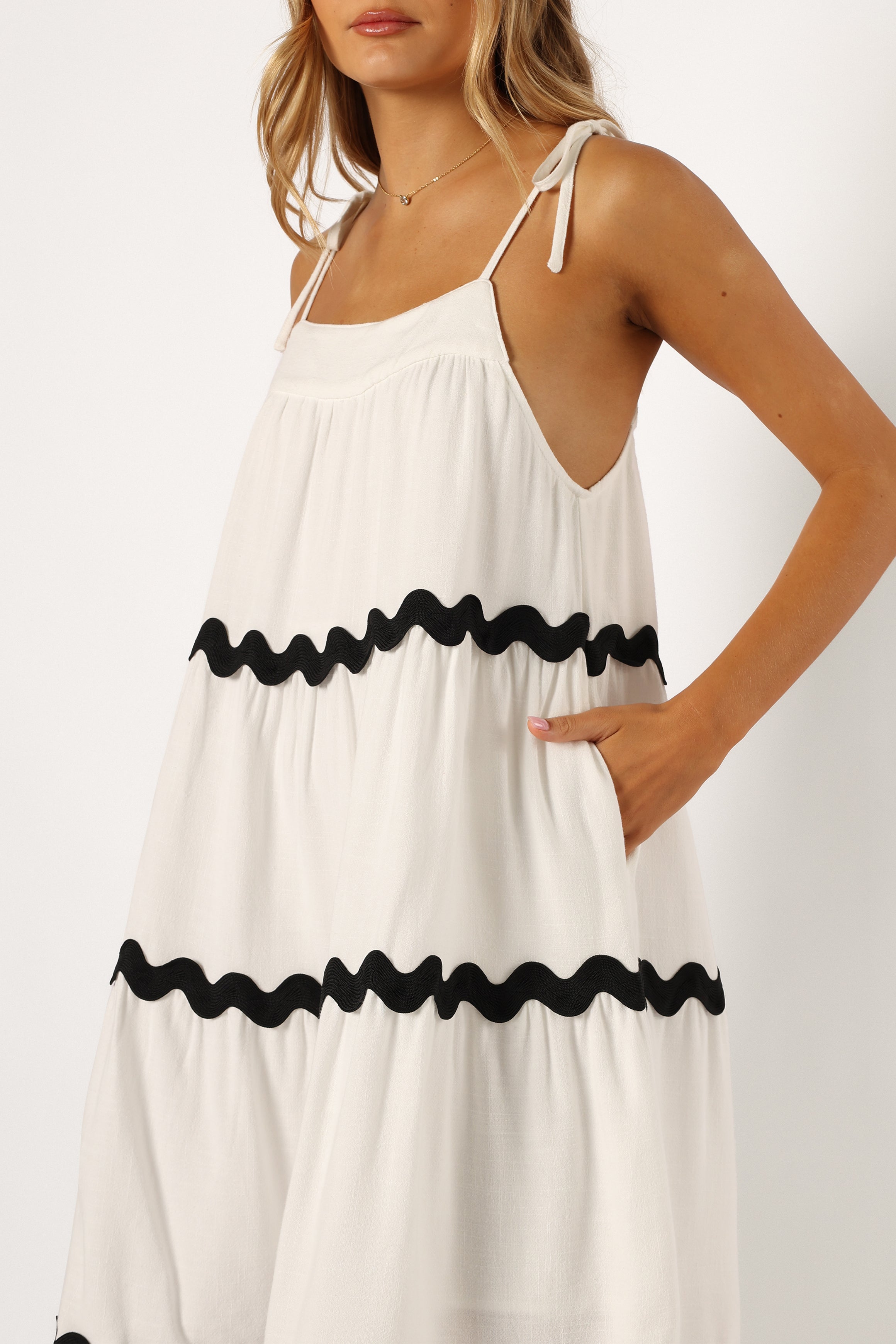 Uma Mini Dress - White Black